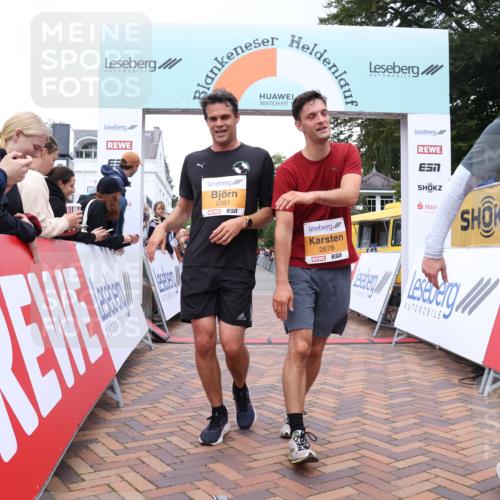 30.08.2026 - Blankeneser Heldenlauf Lena Gebhardt http://msf.ph/oto/10048883 30.08.2026 11:55:58 Ziel 2245, 2363, 2387, 2391, 2678, 2939 meine-sportfotos.de