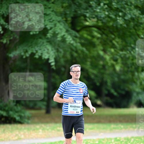 30.08.2026 - Blankeneser Heldenlauf Dr. Thomas Lammeyer http://msf.ph/oto/10048902 30.08.2026 11:28:49 Laufen 4220, 57 meine-sportfotos.de