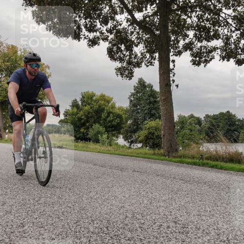 30.08.2026 - Elbe Triathlon Hamburg Michael Burmester http://msf.ph/oto/10048916 30.08.2026 09:46:33 Radfahren 426, 460, 589, 675, 818 meine-sportfotos.de