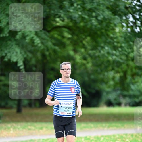 30.08.2026 - Blankeneser Heldenlauf Dr. Thomas Lammeyer http://msf.ph/oto/10048918 30.08.2026 11:28:49 Laufen 4220, 7 meine-sportfotos.de