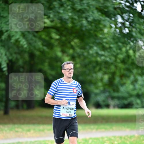 30.08.2026 - Blankeneser Heldenlauf Dr. Thomas Lammeyer http://msf.ph/oto/10048924 30.08.2026 11:28:50 Laufen 4220, 51 meine-sportfotos.de
