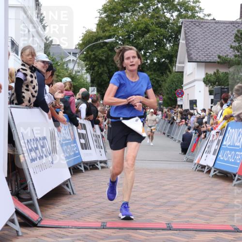 30.08.2026 - Blankeneser Heldenlauf Lena Gebhardt http://msf.ph/oto/10048945 30.08.2026 11:56:03 Ziel 2245, 2363, 2391, 2678, 2939 meine-sportfotos.de