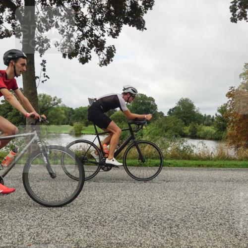 30.08.2026 - Elbe Triathlon Hamburg Michael Burmester http://msf.ph/oto/10049001 30.08.2026 09:36:00 Radfahren 259, 322, 425, 575, 584, 602, 681, 710 meine-sportfotos.de