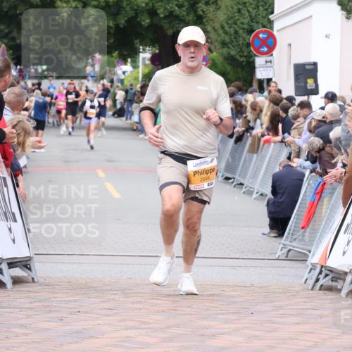 30.08.2026 - Blankeneser Heldenlauf Lena Gebhardt http://msf.ph/oto/10049010 30.08.2026 11:56:07 Ziel 2048, 2363 meine-sportfotos.de