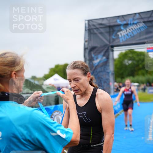 30.08.2026 - Elbe Triathlon Hamburg LAZAROV Photography http://msf.ph/oto/10049046 30.08.2026 10:34:53 Ziel 356 meine-sportfotos.de