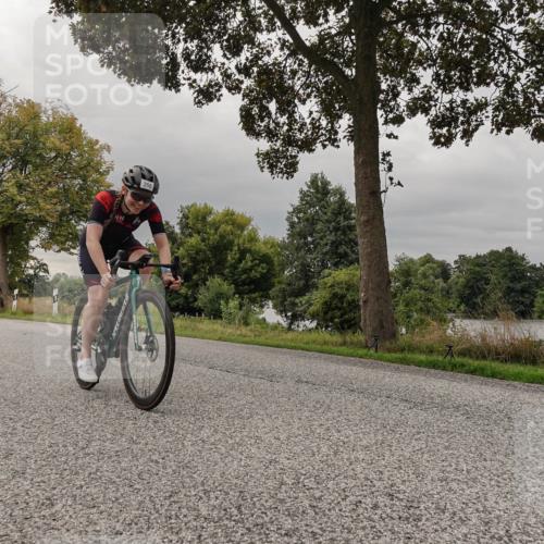 30.08.2026 - Elbe Triathlon Hamburg Michael Burmester http://msf.ph/oto/10049048 30.08.2026 09:47:37 Radfahren 260, 327, 336, 358, 388, 809, 868 meine-sportfotos.de