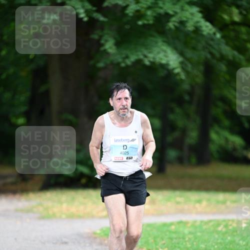 30.08.2026 - Blankeneser Heldenlauf Dr. Thomas Lammeyer http://msf.ph/oto/10049063 30.08.2026 11:30:26 Laufen 4025, 7 meine-sportfotos.de