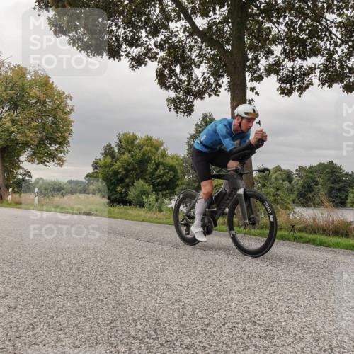 30.08.2026 - Elbe Triathlon Hamburg Michael Burmester http://msf.ph/oto/10049078 30.08.2026 09:47:49 Radfahren 305, 432, 502, 666 meine-sportfotos.de