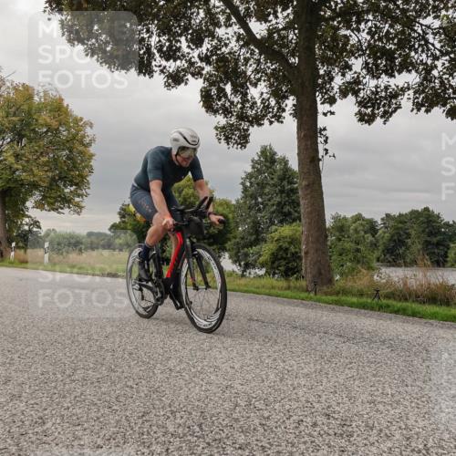 30.08.2026 - Elbe Triathlon Hamburg Michael Burmester http://msf.ph/oto/10049092 30.08.2026 09:47:58 Radfahren 521, 533, 703, 793, 1894 meine-sportfotos.de