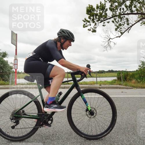 30.08.2026 - Elbe Triathlon Hamburg Michael Burmester http://msf.ph/oto/10049151 30.08.2026 15:28:47 Radfahren  meine-sportfotos.de
