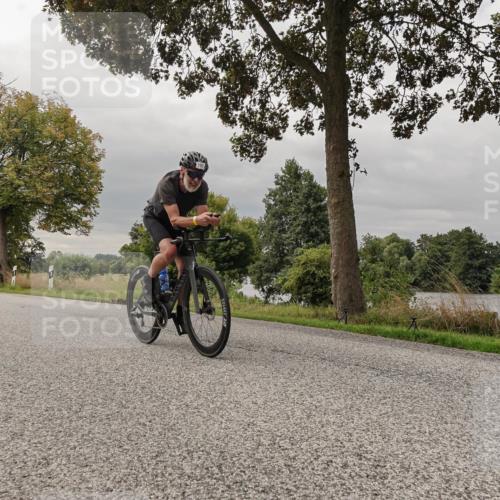 30.08.2026 - Elbe Triathlon Hamburg Michael Burmester http://msf.ph/oto/10049153 30.08.2026 09:48:18 Radfahren 360, 361, 499, 679, 705, 787 meine-sportfotos.de