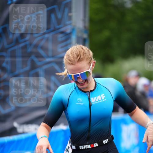 30.08.2026 - Elbe Triathlon Hamburg LAZAROV Photography http://msf.ph/oto/10049164 30.08.2026 10:35:07 Ziel 359 meine-sportfotos.de