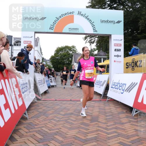 30.08.2026 - Blankeneser Heldenlauf Lena Gebhardt http://msf.ph/oto/10049192 30.08.2026 11:56:26 Ziel 2262, 2263, 2392, 2407 meine-sportfotos.de