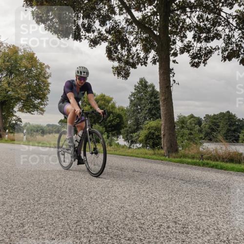 30.08.2026 - Elbe Triathlon Hamburg Michael Burmester http://msf.ph/oto/10049214 30.08.2026 09:48:49 Radfahren 384, 395, 496, 588, 806, 816 meine-sportfotos.de