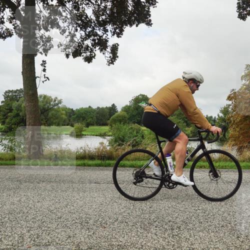 30.08.2026 - Elbe Triathlon Hamburg Michael Burmester http://msf.ph/oto/10049215 30.08.2026 09:37:09 Radfahren 443, 600, 648, 708 meine-sportfotos.de