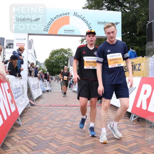 30.08.2026 - Blankeneser Heldenlauf Lena Gebhardt http://msf.ph/oto/10049273 30.08.2026 11:56:30 Ziel 2182, 2262, 2263, 2322, 2392, 2407, 2473 meine-sportfotos.de