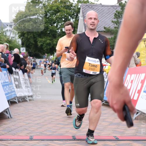 30.08.2026 - Blankeneser Heldenlauf Lena Gebhardt http://msf.ph/oto/10049287 30.08.2026 11:56:31 Ziel 2182, 2262, 2263, 2322, 2407, 2473 meine-sportfotos.de