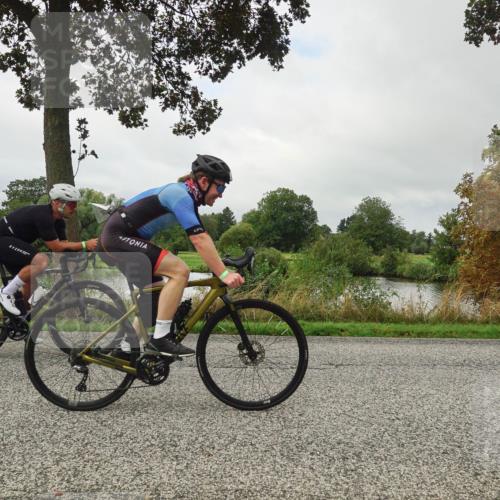 30.08.2026 - Elbe Triathlon Hamburg Michael Burmester http://msf.ph/oto/10049292 30.08.2026 09:37:42 Radfahren 356, 362, 439, 497, 555, 642, 711, 1897 meine-sportfotos.de