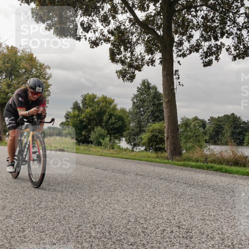 30.08.2026 - Elbe Triathlon Hamburg Michael Burmester http://msf.ph/oto/10049293 30.08.2026 09:49:26 Radfahren 279, 329, 391, 405, 420, 476, 509, 597, 766 meine-sportfotos.de