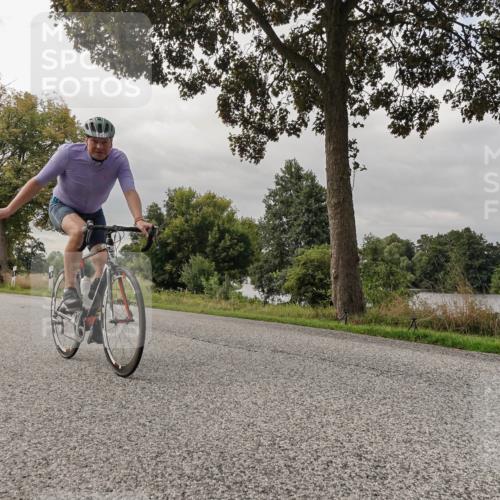 30.08.2026 - Elbe Triathlon Hamburg Michael Burmester http://msf.ph/oto/10049342 30.08.2026 09:49:49 Radfahren 458, 483, 490, 498, 687 meine-sportfotos.de