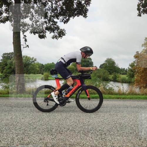 30.08.2026 - Elbe Triathlon Hamburg Michael Burmester http://msf.ph/oto/10049361 30.08.2026 09:37:54 Radfahren 320, 451, 550, 739, 761 meine-sportfotos.de