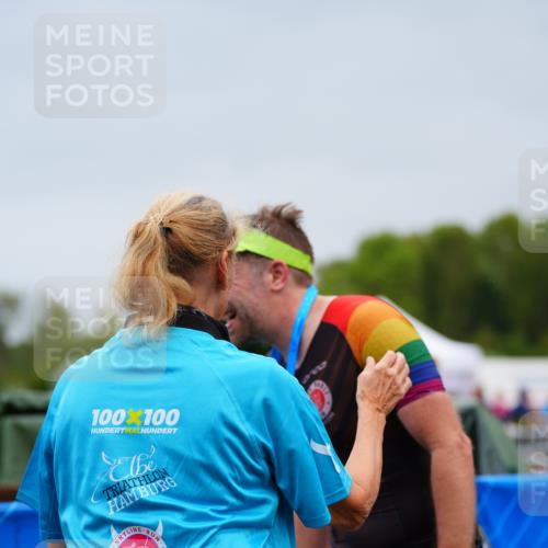 30.08.2026 - Elbe Triathlon Hamburg LAZAROV Photography http://msf.ph/oto/10049376 30.08.2026 10:35:37 Ziel  meine-sportfotos.de