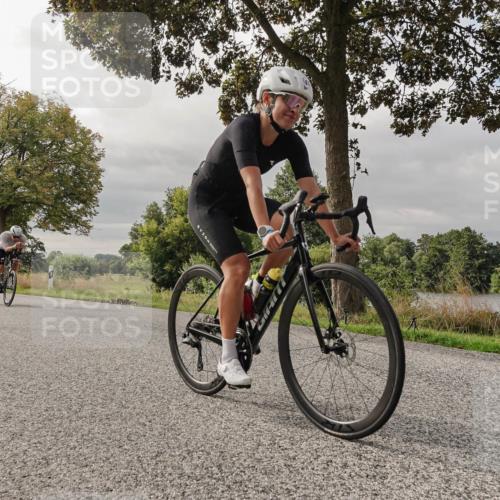 30.08.2026 - Elbe Triathlon Hamburg Michael Burmester http://msf.ph/oto/10049398 30.08.2026 09:50:09 Radfahren 444, 659, 845 meine-sportfotos.de