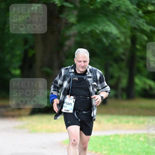 30.08.2026 - Blankeneser Heldenlauf Dr. Thomas Lammeyer http://msf.ph/oto/10049403 30.08.2026 11:39:59 Laufen 081 meine-sportfotos.de