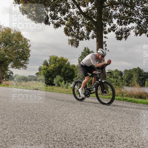 30.08.2026 - Elbe Triathlon Hamburg Michael Burmester http://msf.ph/oto/10049405 30.08.2026 09:50:10 Radfahren 444, 449, 659, 845 meine-sportfotos.de
