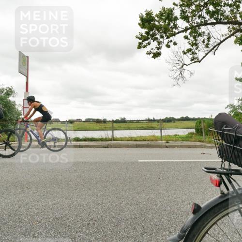 30.08.2026 - Elbe Triathlon Hamburg Michael Burmester http://msf.ph/oto/10049408 30.08.2026 15:31:32 Radfahren  meine-sportfotos.de