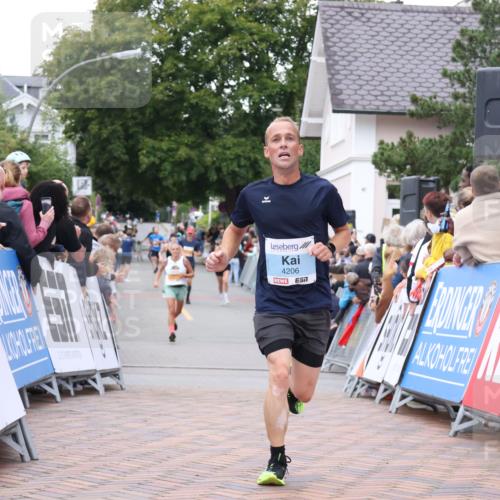 30.08.2026 - Blankeneser Heldenlauf Lena Gebhardt http://msf.ph/oto/10049418 30.08.2026 11:56:38 Ziel 2182, 2322, 2473, 4206 meine-sportfotos.de