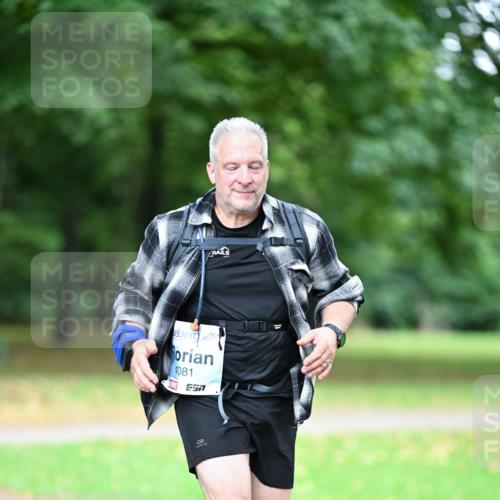 30.08.2026 - Blankeneser Heldenlauf Dr. Thomas Lammeyer http://msf.ph/oto/10049447 30.08.2026 11:40:01 Laufen 4081 meine-sportfotos.de