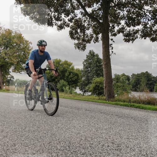 30.08.2026 - Elbe Triathlon Hamburg Michael Burmester http://msf.ph/oto/10049460 30.08.2026 09:50:57 Radfahren 281, 398, 514, 525, 584, 800 meine-sportfotos.de
