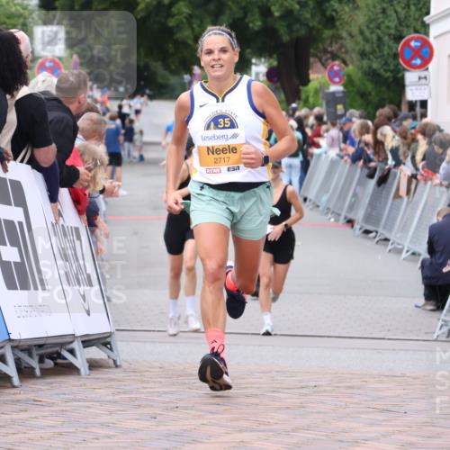 30.08.2026 - Blankeneser Heldenlauf Lena Gebhardt http://msf.ph/oto/10049469 30.08.2026 11:56:42 Ziel 2473, 2717, 4206 meine-sportfotos.de