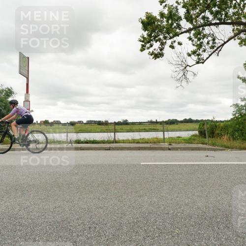 30.08.2026 - Elbe Triathlon Hamburg Michael Burmester http://msf.ph/oto/10049477 30.08.2026 15:32:18 Radfahren  meine-sportfotos.de