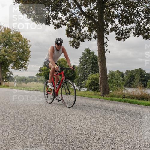 30.08.2026 - Elbe Triathlon Hamburg Michael Burmester http://msf.ph/oto/10049481 30.08.2026 09:51:14 Radfahren 565, 570, 708, 709, 754, 936, 977 meine-sportfotos.de