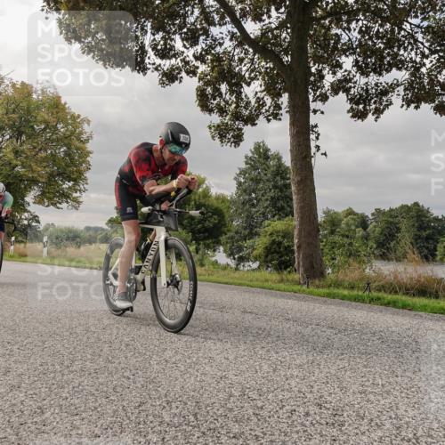 30.08.2026 - Elbe Triathlon Hamburg Michael Burmester http://msf.ph/oto/10049484 30.08.2026 09:51:17 Radfahren 565, 570, 708, 709, 860, 936, 977 meine-sportfotos.de