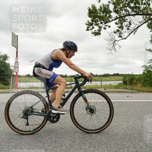 30.08.2026 - Elbe Triathlon Hamburg Michael Burmester http://msf.ph/oto/10049494 30.08.2026 15:32:29 Radfahren  meine-sportfotos.de