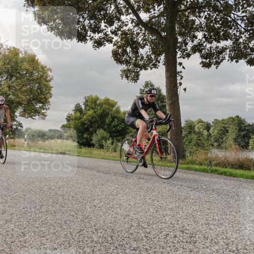 30.08.2026 - Elbe Triathlon Hamburg Michael Burmester http://msf.ph/oto/10049513 30.08.2026 09:51:35 Radfahren 431, 482, 554, 602, 842, 865, 905 meine-sportfotos.de