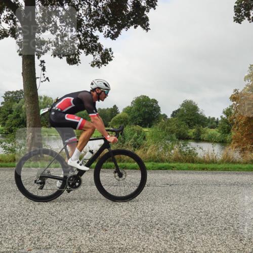 30.08.2026 - Elbe Triathlon Hamburg Michael Burmester http://msf.ph/oto/10049515 30.08.2026 09:38:36 Radfahren 289, 352, 410, 462, 668, 693 meine-sportfotos.de