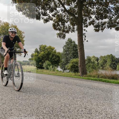 30.08.2026 - Elbe Triathlon Hamburg Michael Burmester http://msf.ph/oto/10049523 30.08.2026 09:51:40 Radfahren 431, 554, 602, 609, 683, 763, 865, 905 meine-sportfotos.de