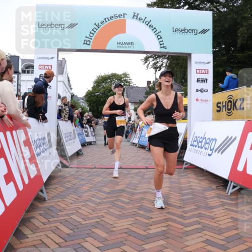 30.08.2026 - Blankeneser Heldenlauf Lena Gebhardt http://msf.ph/oto/10049536 30.08.2026 11:56:48 Ziel 2507, 2610, 2717, 2916 meine-sportfotos.de