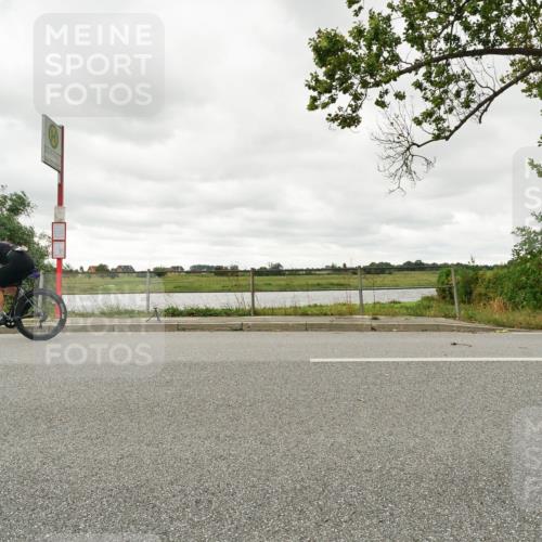 30.08.2026 - Elbe Triathlon Hamburg Michael Burmester http://msf.ph/oto/10049558 30.08.2026 15:33:29 Radfahren  meine-sportfotos.de