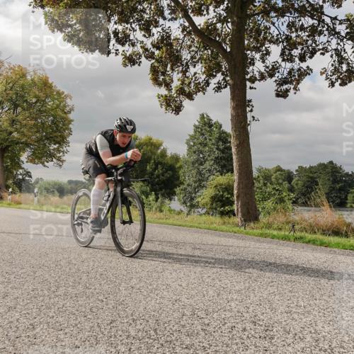 30.08.2026 - Elbe Triathlon Hamburg Michael Burmester http://msf.ph/oto/10049567 30.08.2026 09:52:02 Radfahren 434, 686, 690, 792 meine-sportfotos.de