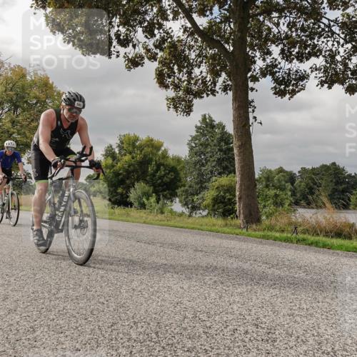 30.08.2026 - Elbe Triathlon Hamburg Michael Burmester http://msf.ph/oto/10049574 30.08.2026 09:52:11 Radfahren 470, 504, 512, 555, 680, 716, 783, 876 meine-sportfotos.de