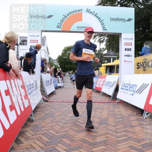 30.08.2026 - Blankeneser Heldenlauf Lena Gebhardt http://msf.ph/oto/10049592 30.08.2026 11:56:52 Ziel 2219, 2507, 2610, 2717, 2916 meine-sportfotos.de