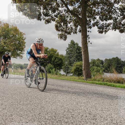 30.08.2026 - Elbe Triathlon Hamburg Michael Burmester http://msf.ph/oto/10049596 30.08.2026 09:52:18 Radfahren 512, 524, 550, 555, 716, 783, 828, 871 meine-sportfotos.de