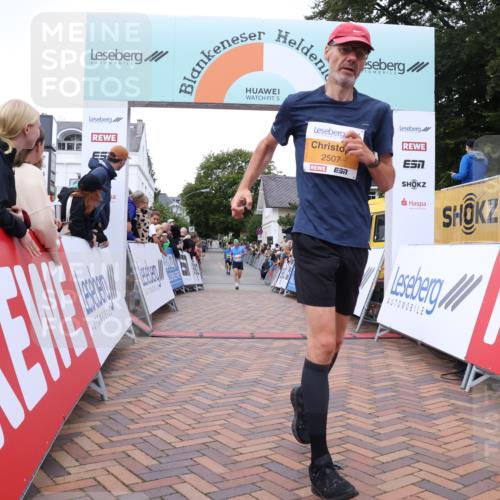 30.08.2026 - Blankeneser Heldenlauf Lena Gebhardt http://msf.ph/oto/10049602 30.08.2026 11:56:52 Ziel 2219, 2507, 2610, 2717, 2916 meine-sportfotos.de