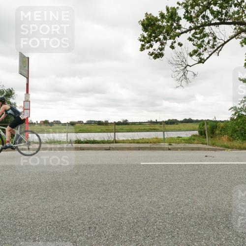 30.08.2026 - Elbe Triathlon Hamburg Michael Burmester http://msf.ph/oto/10049612 30.08.2026 15:34:09 Radfahren  meine-sportfotos.de