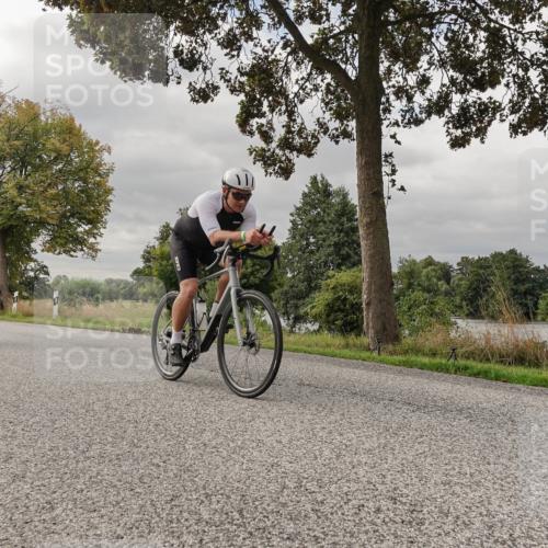 30.08.2026 - Elbe Triathlon Hamburg Michael Burmester http://msf.ph/oto/10049625 30.08.2026 09:52:29 Radfahren 439, 500, 668, 714, 732, 761, 811, 849, 867, 889, 903, 914 meine-sportfotos.de